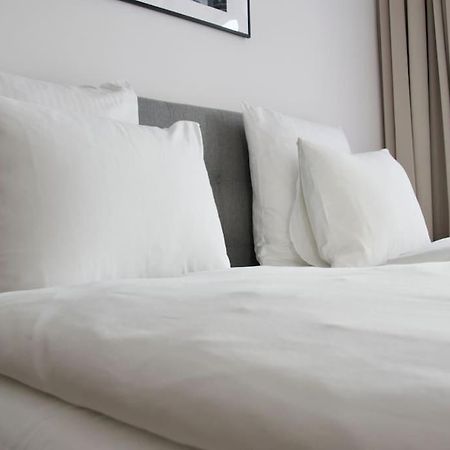Premium Apartment By Hi - Central 2 Bedroom - Best View บูดาเปสต์ ภายนอก รูปภาพ